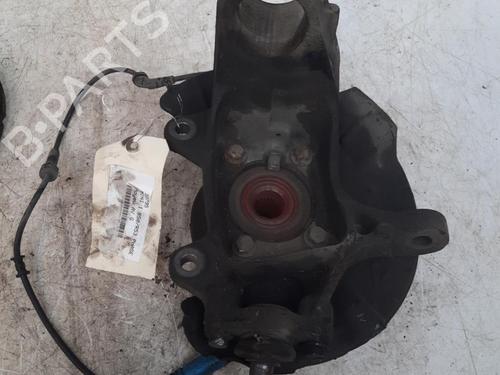 Used Left front steering knuckle MINI MINI (R50, R53) Cooper (116 hp) 28774302