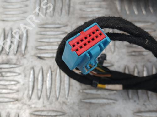 left-mirror-volvo-v50-545-2003-2004-2005-2006-2007-2008-2009-2010-2011-2012-32325456 main image