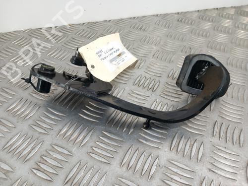 Clutch pedal PEUGEOT 807 (EB_) 2.2 HDi | BP29898207I13