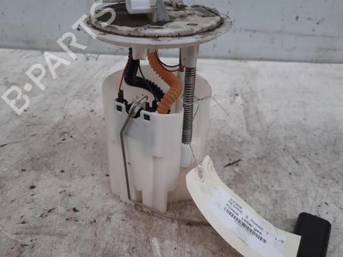 Used Fuel pump RENAULT MEGANE III Hatchback (BZ0/1_, B3_) 1.5 dCi (BZ09, BZ0D, BZ1W, BZ29, BZ14) (110 hp) 28750167