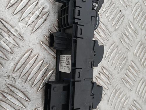 Used Left front window switch Left front window switch 37449031 37449031