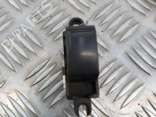 Used Right front window switch NISSAN X-TRAIL I (T30) 2.2 dCi 4x4 (136 hp) 29202193