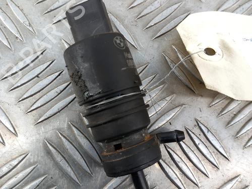 washer-pump-bmw-3-e46-1997-1998-1999-2000-2001-2002-2003-2004-2005-29453590 main image