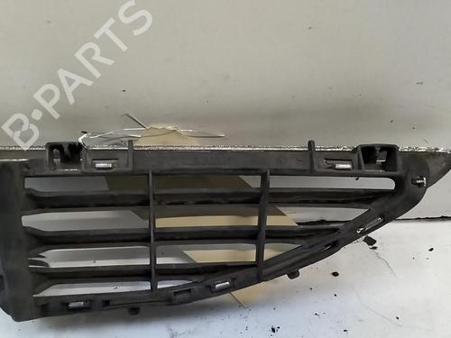 Used Grille RENAULT MEGANE I (BA0/1_) 1.6 16V (BA04, BA0B, BA11, BA1J, BA16, BA19, BA1K, BA1V,... (107 hp) 28767314