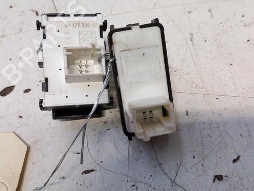 Used Left rear window switch Left rear window switch DS DS 3 / DS 3 CROSSBACK (UR_, UC_, UJ_) 1.5 BlueHDi 130 (UCYHZR) (130 hp) 28759034 28759034