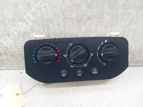 AC Styreenhet / Manøvreringsenhet RENAULT CLIO II (BB_, CB_) 1.6 (B/CB0D, BB00) (90 hp) 28738181