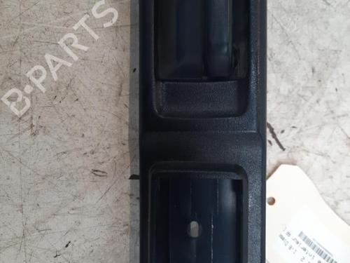 Used Rear left interior door handle PEUGEOT 205 II (20A/C) 1.7 Diesel (60 hp) 28761087