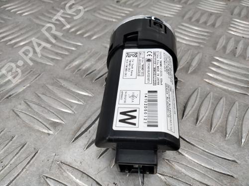 Switch TOYOTA YARIS (_P13_) 1.5 Hybrid (NHP130_, NHP130) | BP28736738I30 - Image 3