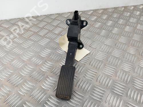 Used Pedal PEUGEOT 107 (PM_, PN_) 1.0 (68 hp) 28745048