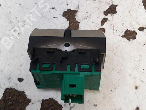 Used Switch Switch DS DS 3 / DS 3 CROSSBACK (UR_, UC_, UJ_) 1.5 BlueHDi 130 (UCYHZR) (130 hp) 28770598 28770598