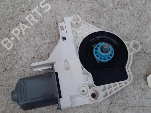Used Right rear window motor Right rear window motor AUDI A1 Sportback (8XA, 8XF) 1.6 TDI (90 hp) 28789998 28789998
