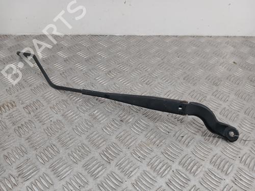 Bras d'essuie-glace avant PEUGEOT EXPERT Van (222) 1.9 D 70 (69 hp) 31949883