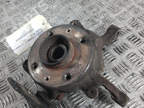 Used Left front steering knuckle Left front steering knuckle RENAULT MEGANE Scenic (JA0/1_) 2.0 i (JA0G) (114 hp) 40533936 40533936