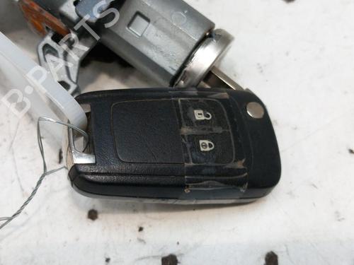Used Ignition barrel OPEL MERIVA B MPV (S10) 1.7 CDTI (75) (110 hp) 28793112