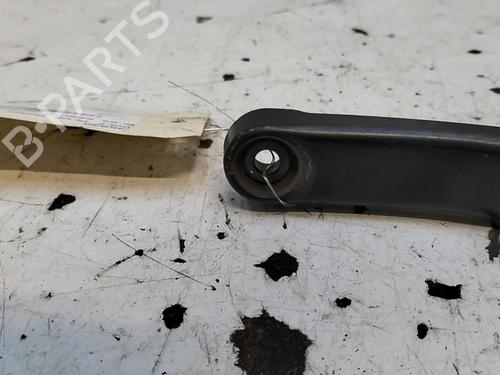 Used Front windshield wiper arm VW GOLF PLUS V (5M1, 521) 2.0 TDI (110 hp) 28794370