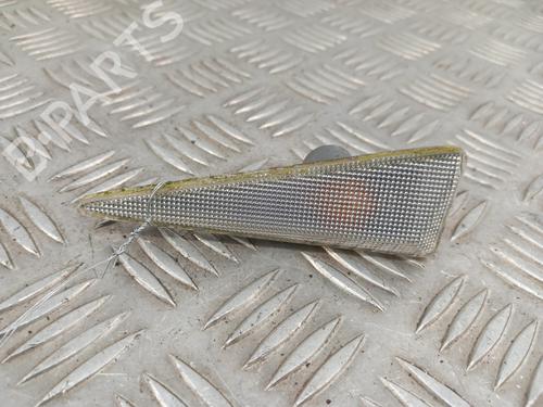 Used Right front indicator RENAULT SCÉNIC II (JM0/1_) 1.9 dCi (JM0G, JM12, JM1G, JM2C) (120 hp) 28742391