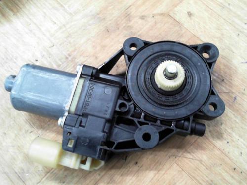 Rudehejsemotor forskærm højre MINI MINI (R56) Cooper (120 hp) 28792301
