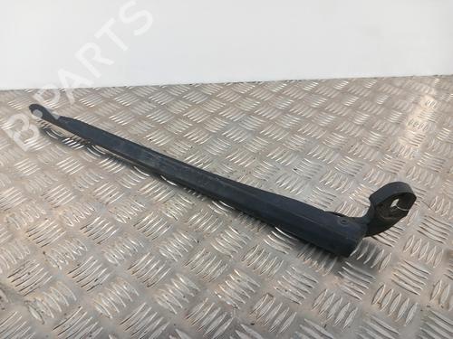 Used Front windshield wiper arm SEAT LEON (1P1) 2.0 TDI (170 hp) 28745240
