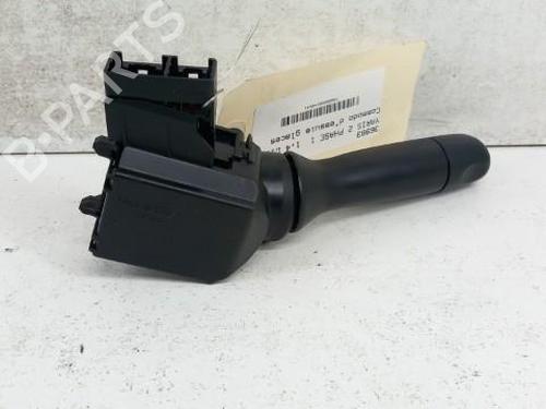 Used Steering column stalk TOYOTA YARIS (_P9_) 1.4 D-4D (NLP90_, NLP90R) (90 hp) 28784216
