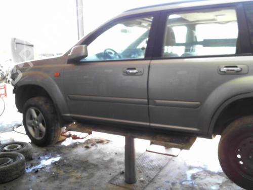 Brugte NISSAN X-TRAIL I (T30) 2.0 4x4 (140 hp) 4035702