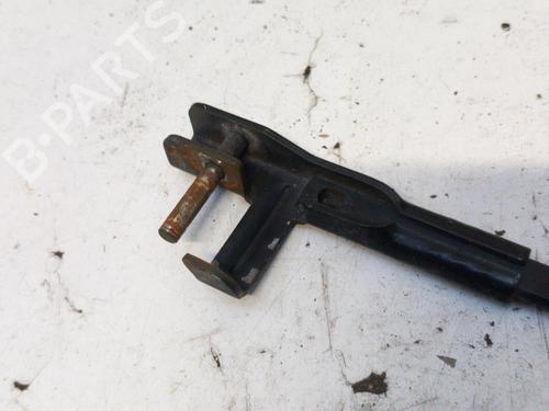 Used Front windshield wiper arm FORD FOCUS C-MAX (DM2) 1.8 (122 hp) 28767467
