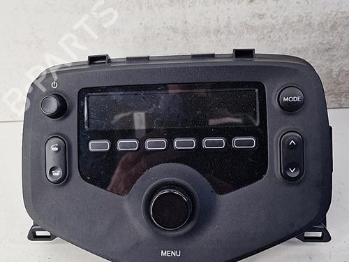 Used Radio Radio PEUGEOT 108 1.0 VTi 72 (72 hp) 28784122 28784122