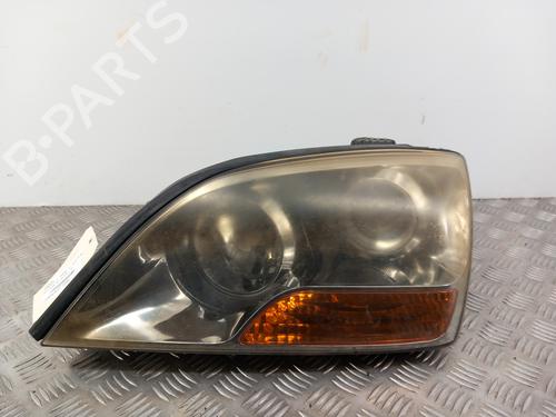 Used Left headlight KIA SORENTO I (JC) 2.5 CRDi (170 hp) 28742963