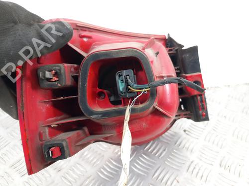 right-taillight-vw-passat-b6-variant-3c5-2005-2006-2007-2008-2009-2010-2011-31807494 main image