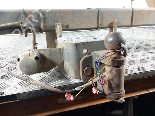 Used Tow ball/Mechanism Tow ball/Mechanism FORD RANGER (ET) 2.5 TDCi 4x4 (143 hp) 28736949 28736949