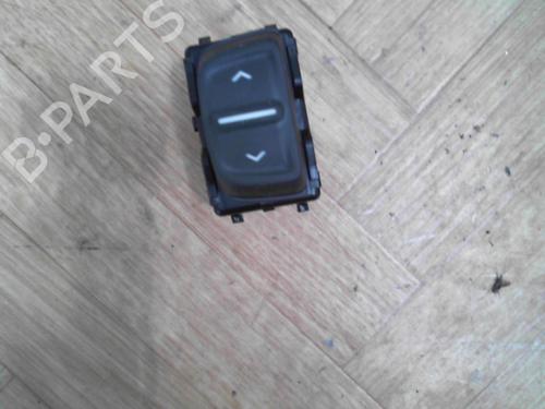 Used Left rear window switch DACIA SANDERO II TCe 90 (B8M1, B8MA, B8AC) (90 hp) 28765797