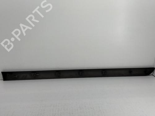 Used Door moulding trim RENAULT MEGANE II Estate (KM0/1_) 1.5 dCi (KM16, KM1E) (106 hp) 28773507