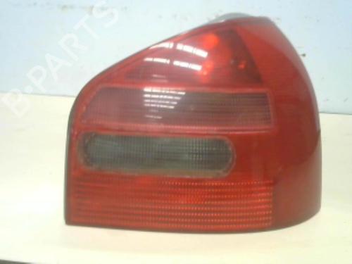 Højre baglygte AUDI A3 (8L1) 1.9 TDI (110 hp) 28777050