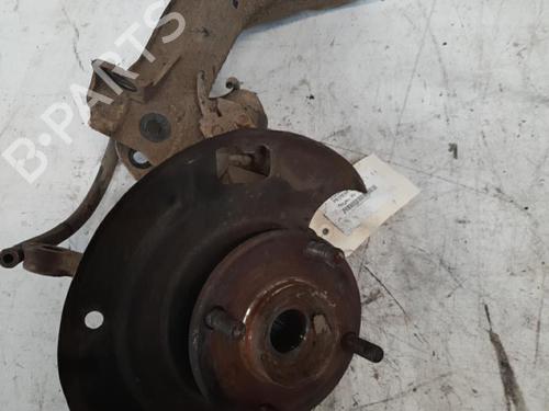 Used Right front steering knuckle NISSAN PRIMERA (P11) 2.0 16V (131 hp) 28787686