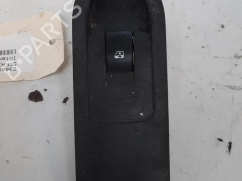 Used Right front window switch RENAULT SCÉNIC II (JM0/1_) 1.9 dCi (JM0G, JM12, JM1G, JM2C) (120 hp) 28747426