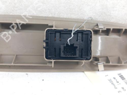 Right front window switch RENAULT GRAND SCÉNIC III (JZ0/1_) 1.9 dCi (JZ0J, JZ0N, JZ1K, JZ1S) | BP28772925I26 