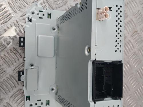 Used Radio Radio VW POLO V (6R1, 6C1) 1.4 TDI (75 hp) 32094469 32094469