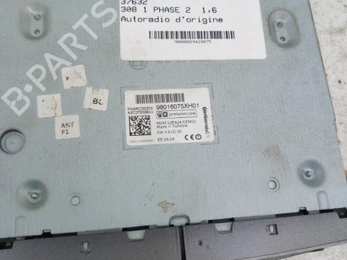 Radio PEUGEOT 308 I (4A_, 4C_) 1.6 HDi | BP28738352E6