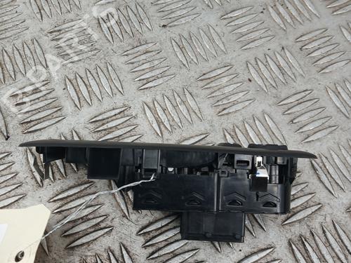 Left front window switch PEUGEOT 208 I (CA_, CC_) 1.6 HDi | BP34159406I27 - Image 2