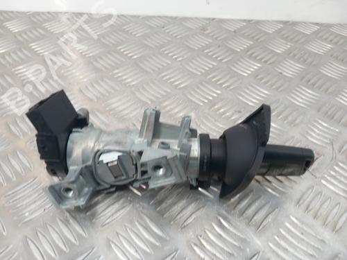 Used Ignition barrel VW POLO V (6R1, 6C1) 1.4 TDI (75 hp) 28767702