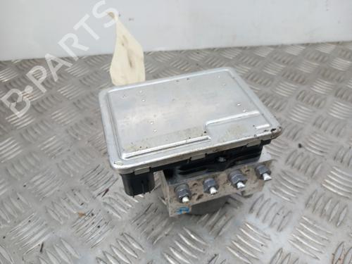 Used ABS pump RENAULT MEGANE IV Hatchback (B9A/M/N_) 1.5 Blue dCi 115 (B9A6) (116 hp) 28733581