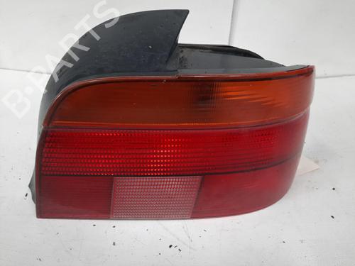 Used Right taillight BMW 5 (E39) 525 td (116 hp) 28761144