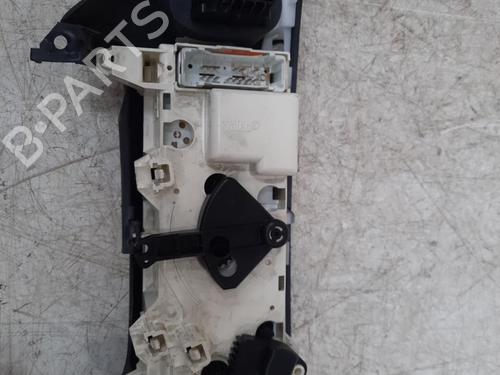 Used Climate control RENAULT MEGANE I Coach (DA0/1_) 1.4 16V (DA0D, DA1H, DA0W, DA10) (95 hp) 28774917