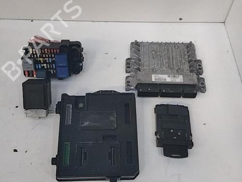 electronic-module-renault-megane-iii-hatchback-bz01_-b3_-2008-28785082 main image