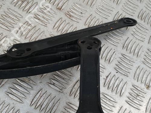 Used Front windshield wiper arm Front windshield wiper arm MERCEDES-BENZ C-CLASS (W205) C 200 d (205.007) (136 hp) 40242130 40242130