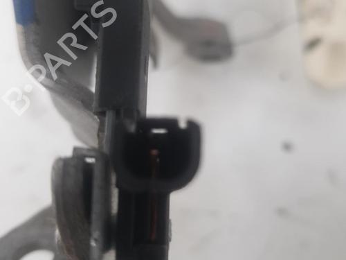 Used Hand brake OPEL CORSA D (S07) 1.3 CDTI (L08, L68) (90 hp) 28776469