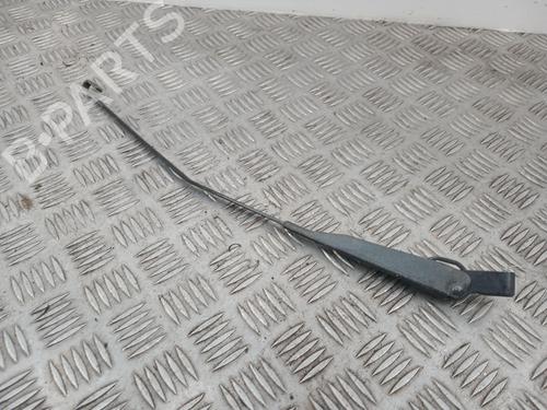 Used Front windshield wiper arm Front windshield wiper arm 37076002 37076002