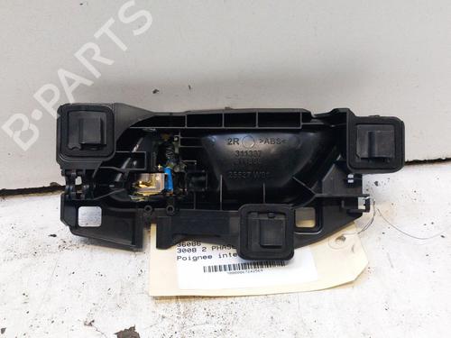 Used Rear right interior door handle PEUGEOT 3008 II SUV (MC_, MR_, MJ_, M4_) 2.0 BlueHDi 150 (MJAHXH, MJAHXV, MJAHXG, MJAHSH, MJAHRH,... (150 hp) 28767365
