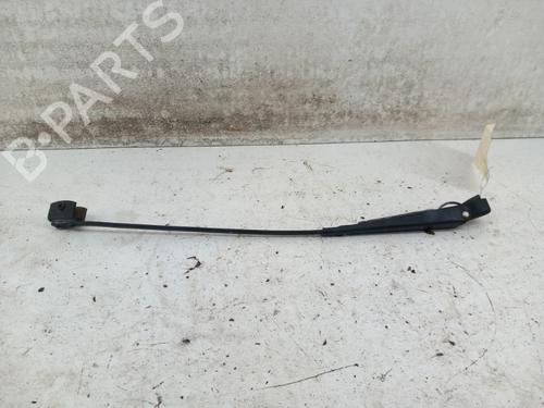 Used Front windshield wiper arm RENAULT TRUCKS B Van 70 (72 hp) 28743676
