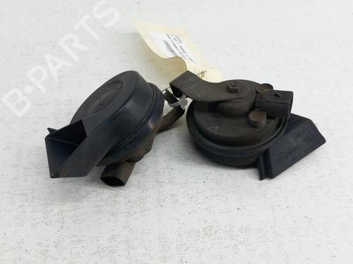 Used Horn Horn VOLVO V40 Estate (645) 1.9 DI (115 hp) 28788650 28788650