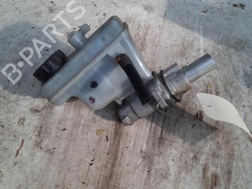 Used Brake master cylinder Brake master cylinder RENAULT LAGUNA III (BT0/1) 2.0 dCi (BT01, BT08, BT09, BT0E, BT0K, BT12, BT1C, BT1D,... (150 hp) 28760799 28760799